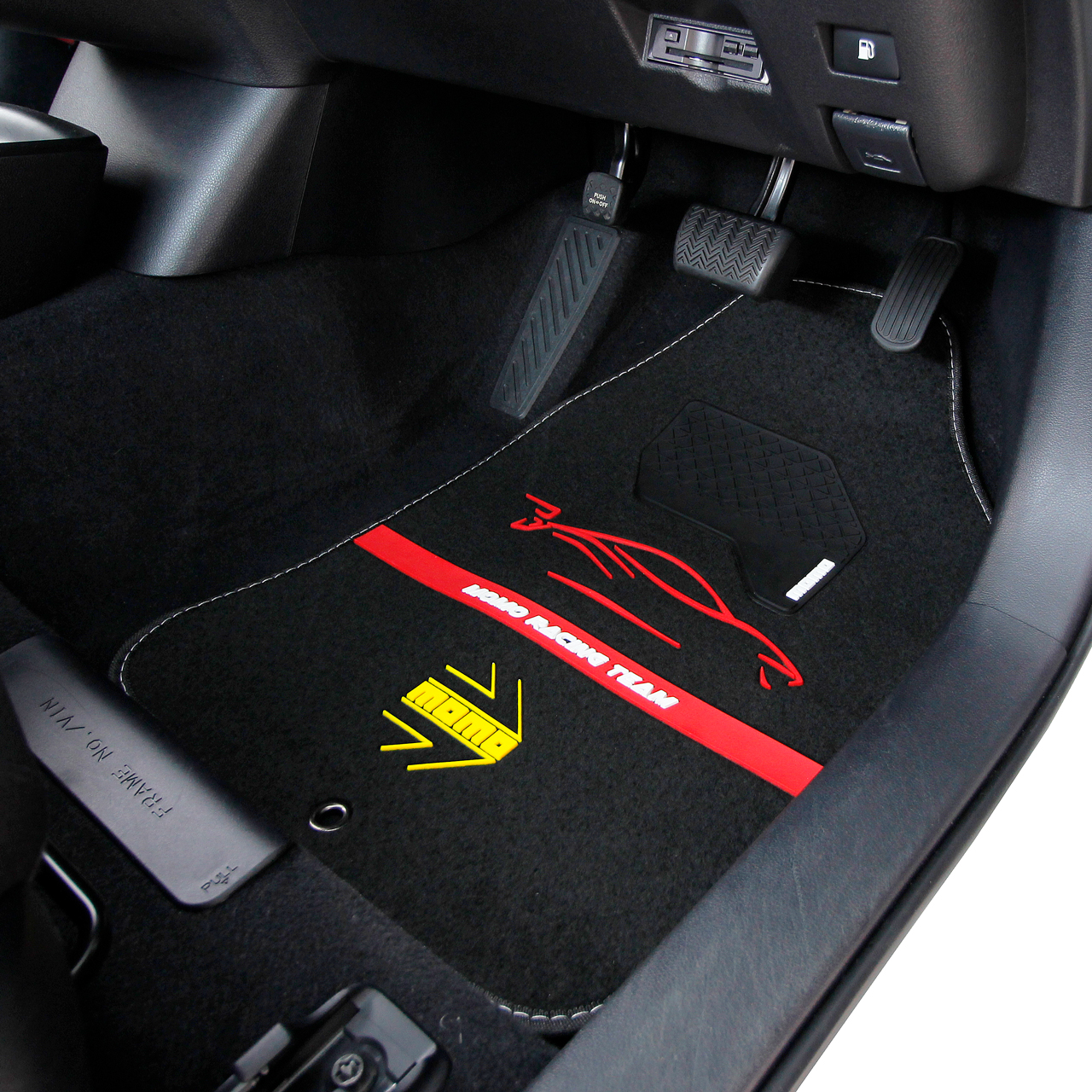 希少 イタリア MOMO DESIGN モモデザイン 灰皿 レーシング 旧車 希少 イタリア MOMO DESIGN モモデザイン 灰皿 レーシング 旧車